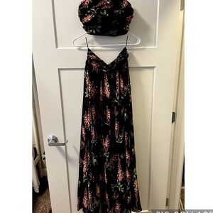 2-piece dress with left leg slit